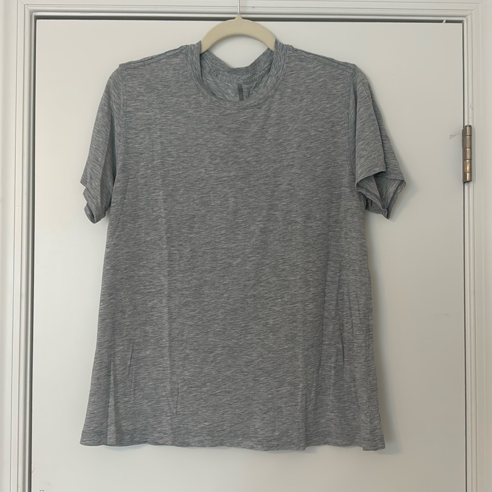 Lululemon all yours tee grey size 2!